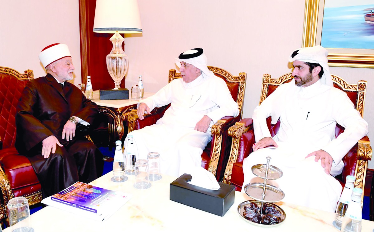 المفتي العام يلتقي وزير الدولة للشؤون الخارجية القطري