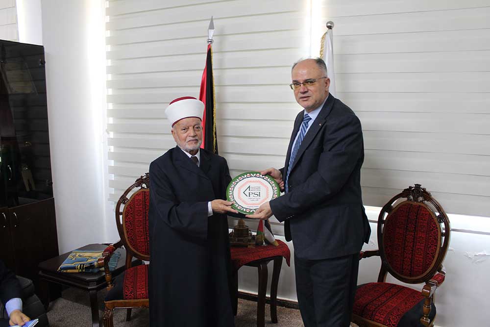 المفتي العام يلتقي رئيس مؤسسة المواصفات والمقاييس