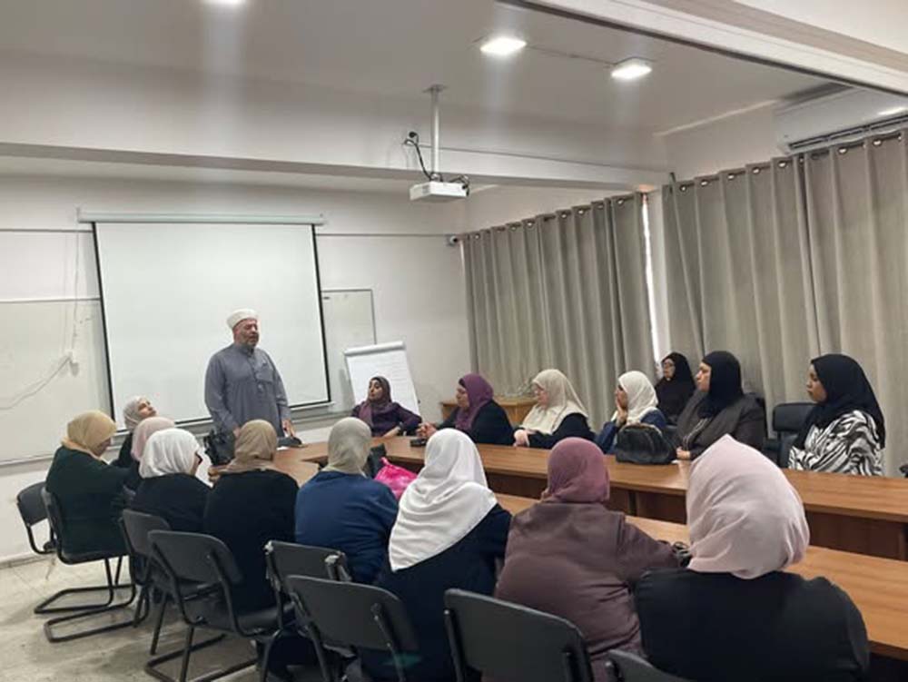 مفتي محافظة نابلس يشارك في ندوات عدة ونشاطات أخرى .